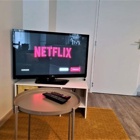 Grand Studio Lyon Villeurbanne Proche Metro - Wifi Eksteriør billede